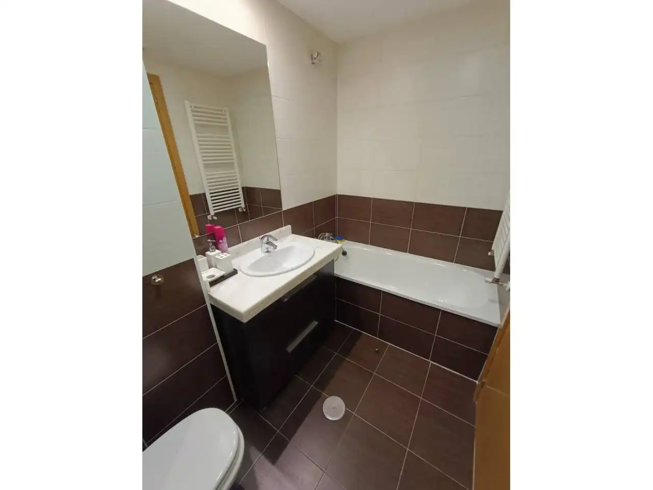Bathroom of Flat for rent in Fuenlabrada  with Air Conditioner, Heating and Storage room
