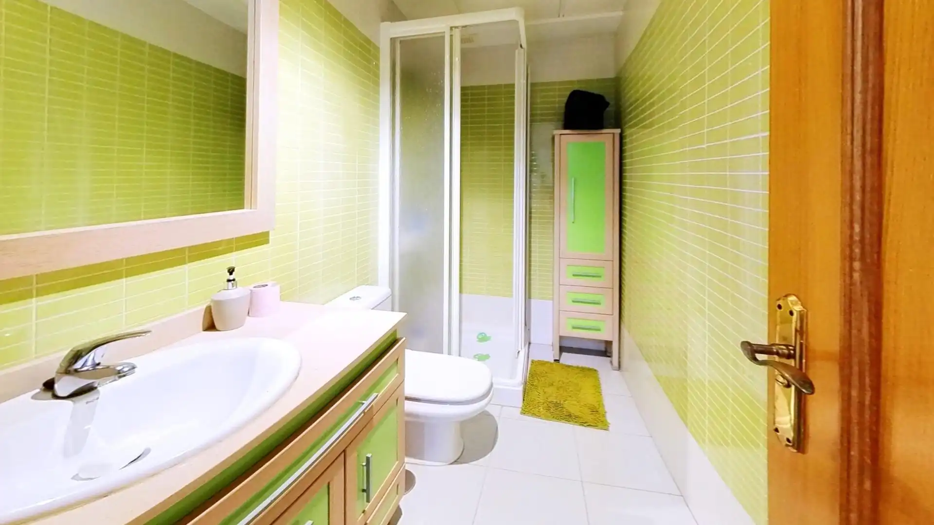 Bathroom of Flat for sale in Lújar  with Air Conditioner, Terrace and Balcony
