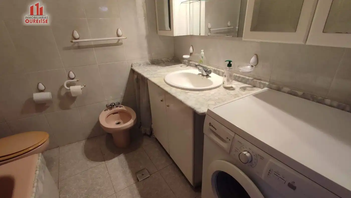 Baño de Casa o chalet en venta en Ourense Capital  con Calefacción