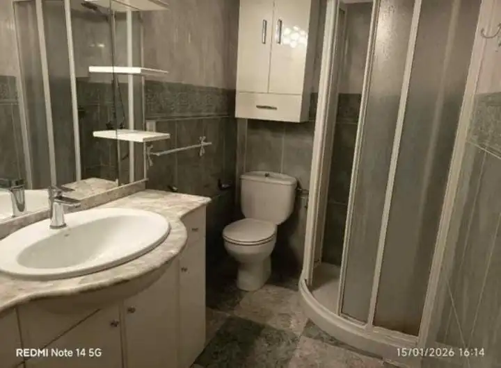 Bathroom of Flat for sale in Almería  with Community pool