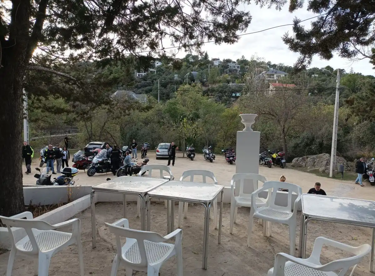 Parking de Casa o chalet en venta en Navahermosa con Terraza y Balcón