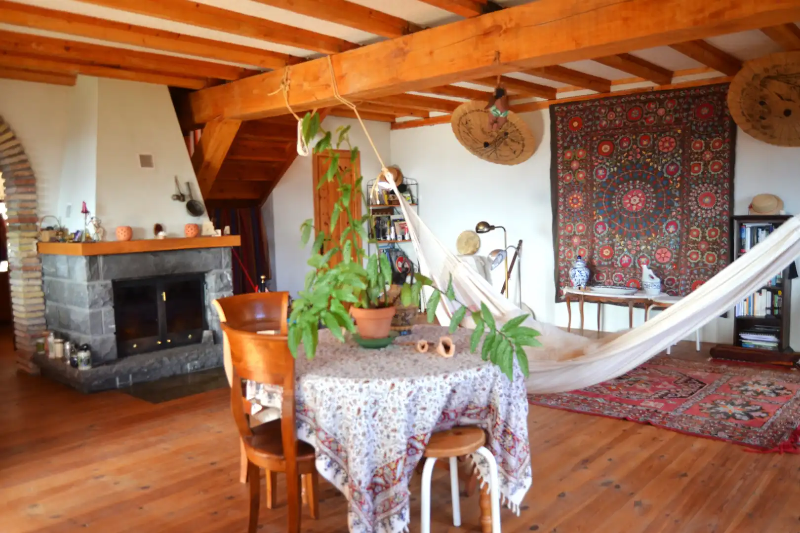 Wohnzimmer von Haus oder Chalet zum Verkauf in Aisa mit Heizung und Privatgarten