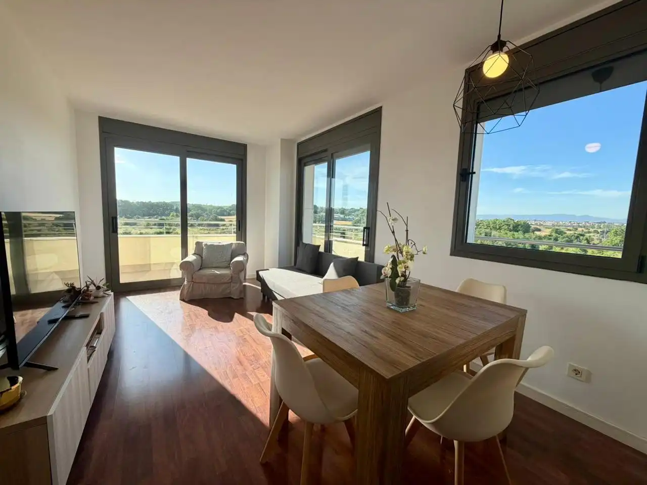 Sala de estar de Piso en venta en Montcada i Reixac con Aire acondicionado, Calefacción y Parquet
