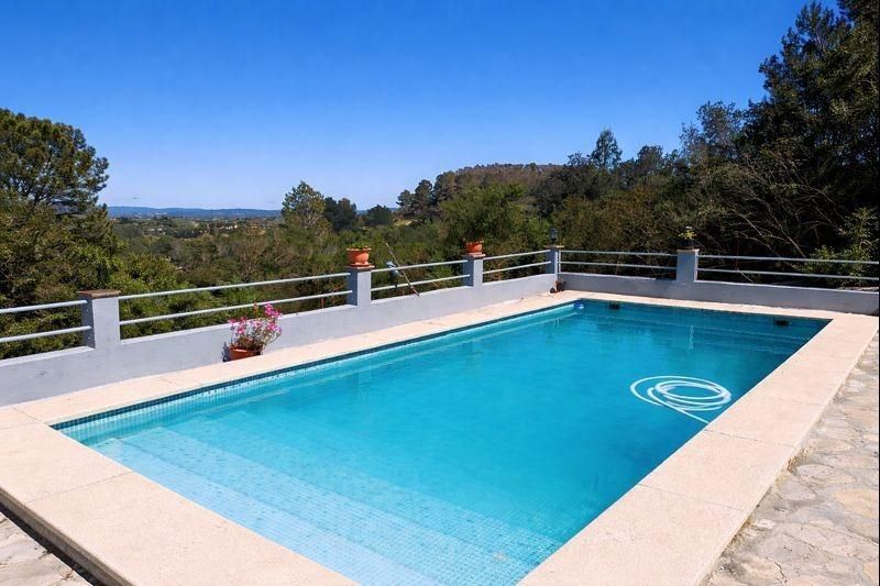 Piscina de Finca rústica en venta en Sant Joan con Jardín privado y Terraza