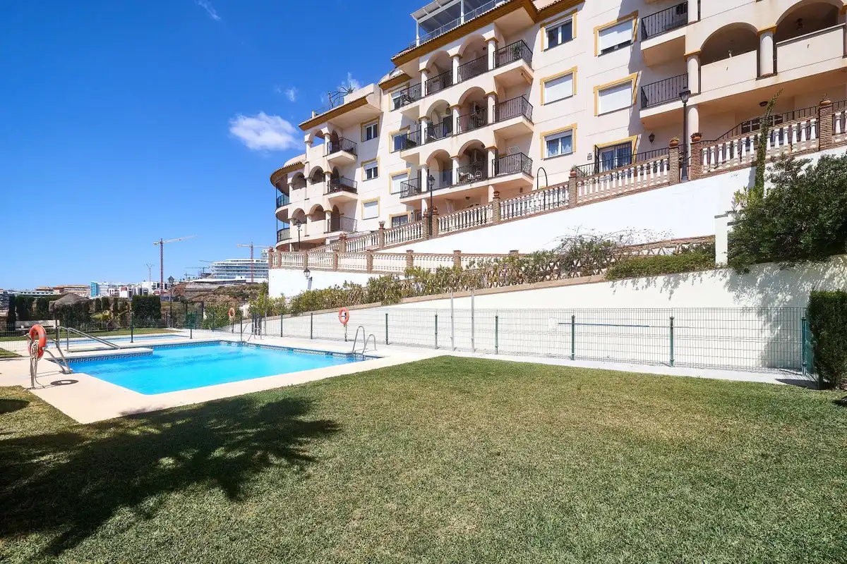 Apartment with pool for sale in del sol, imagen 40
