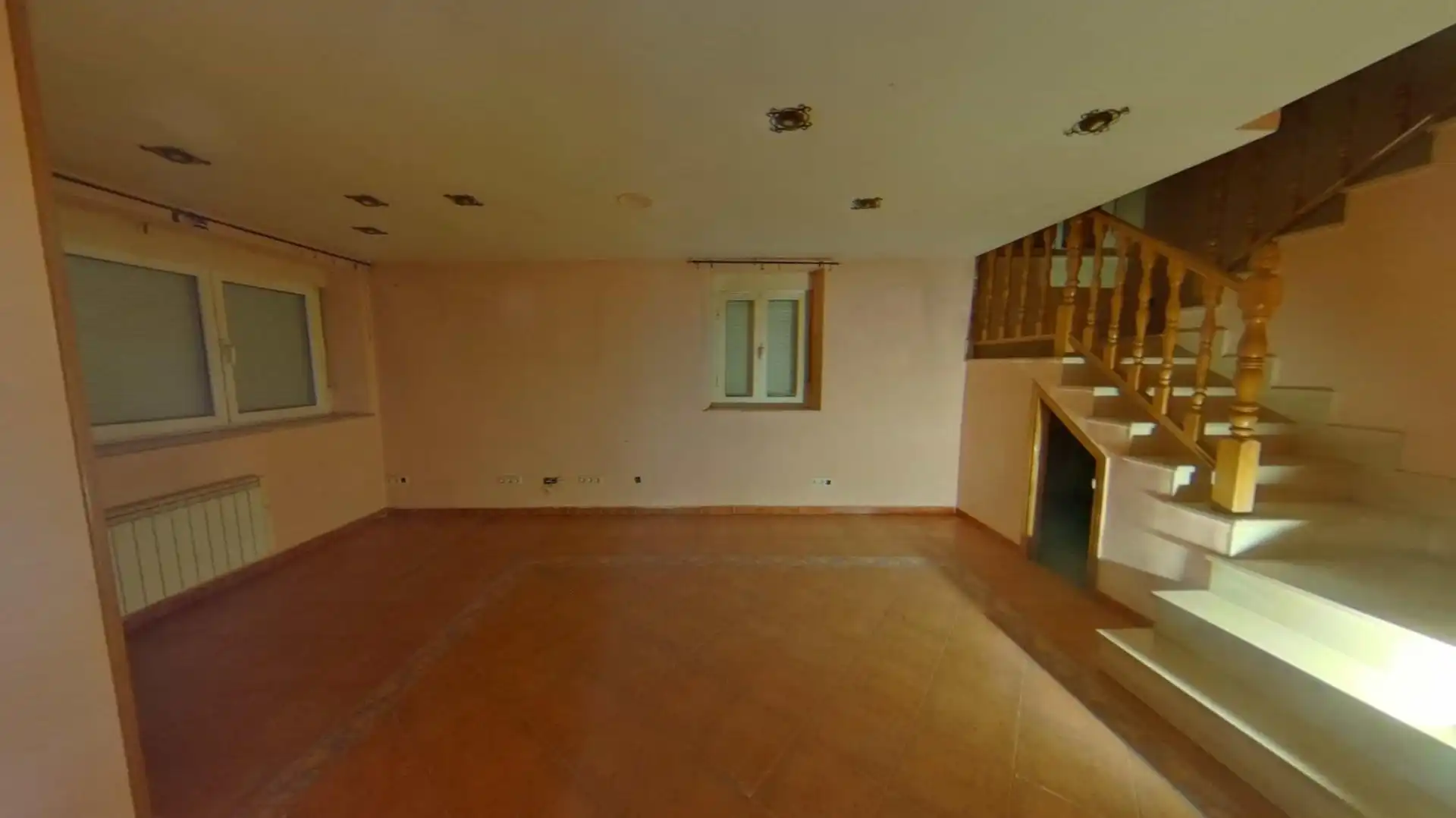 Finca rústica en venda en La Pola de Gordón  amb Calefacció i Jardí privat