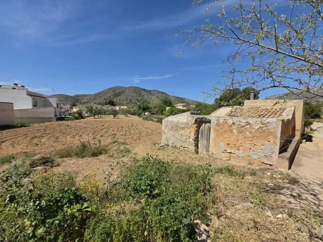 Terreny residencial en venda a Hondón de las Nieves / El Fondó de les Neus