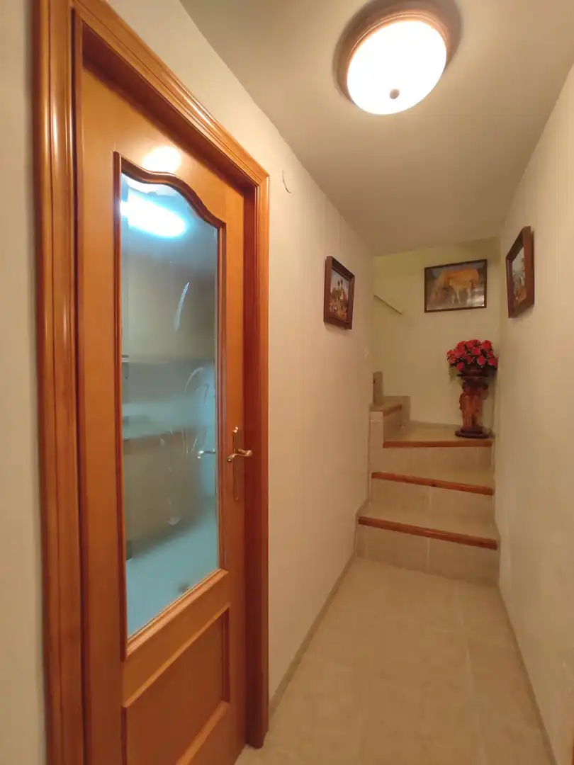 Casa adosada en venta en Enguídanos con Amueblado