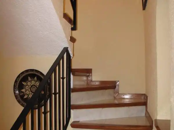 Casa con jardín en venta en Carrer de Zuric 22, imagen 3