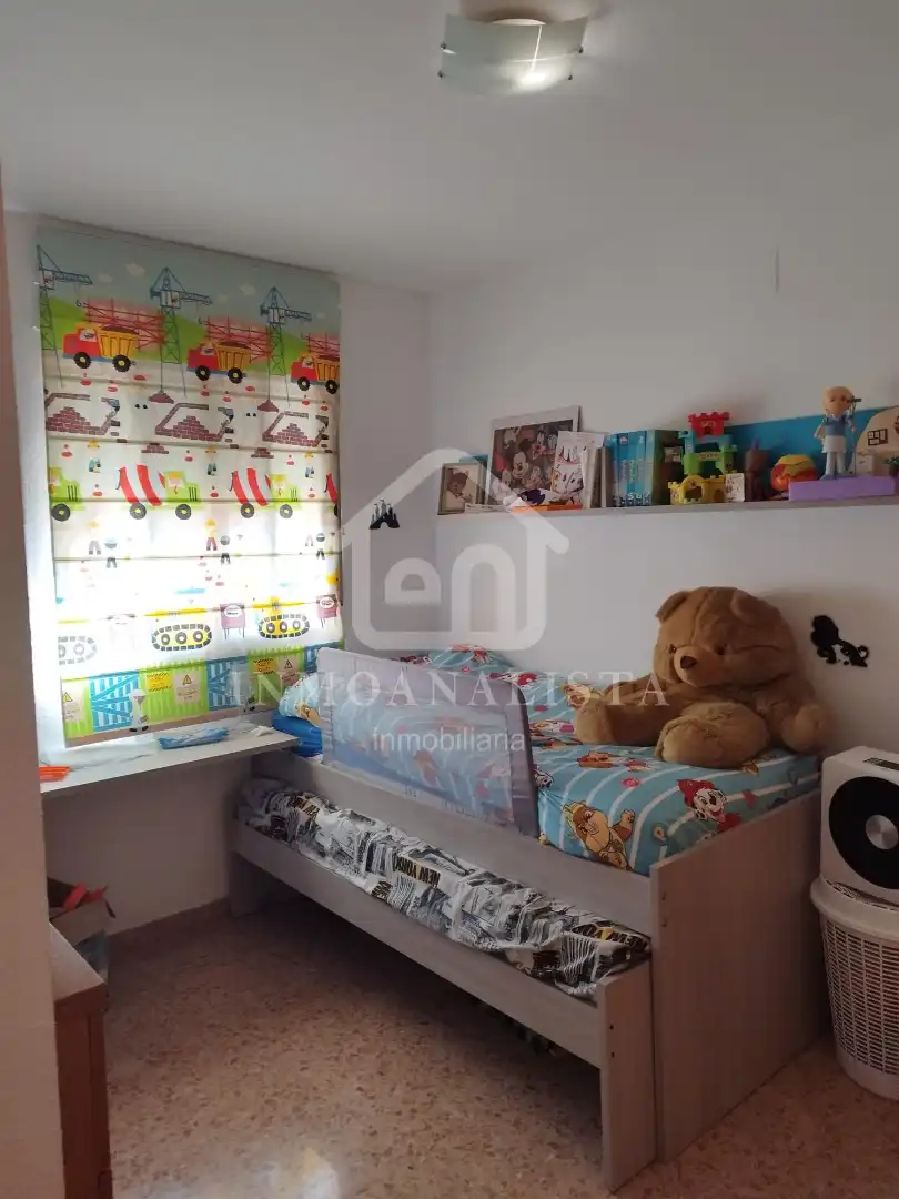 Habitación de Casa adosada en venta en Camporrobles con Calefacción, Terraza y Trastero