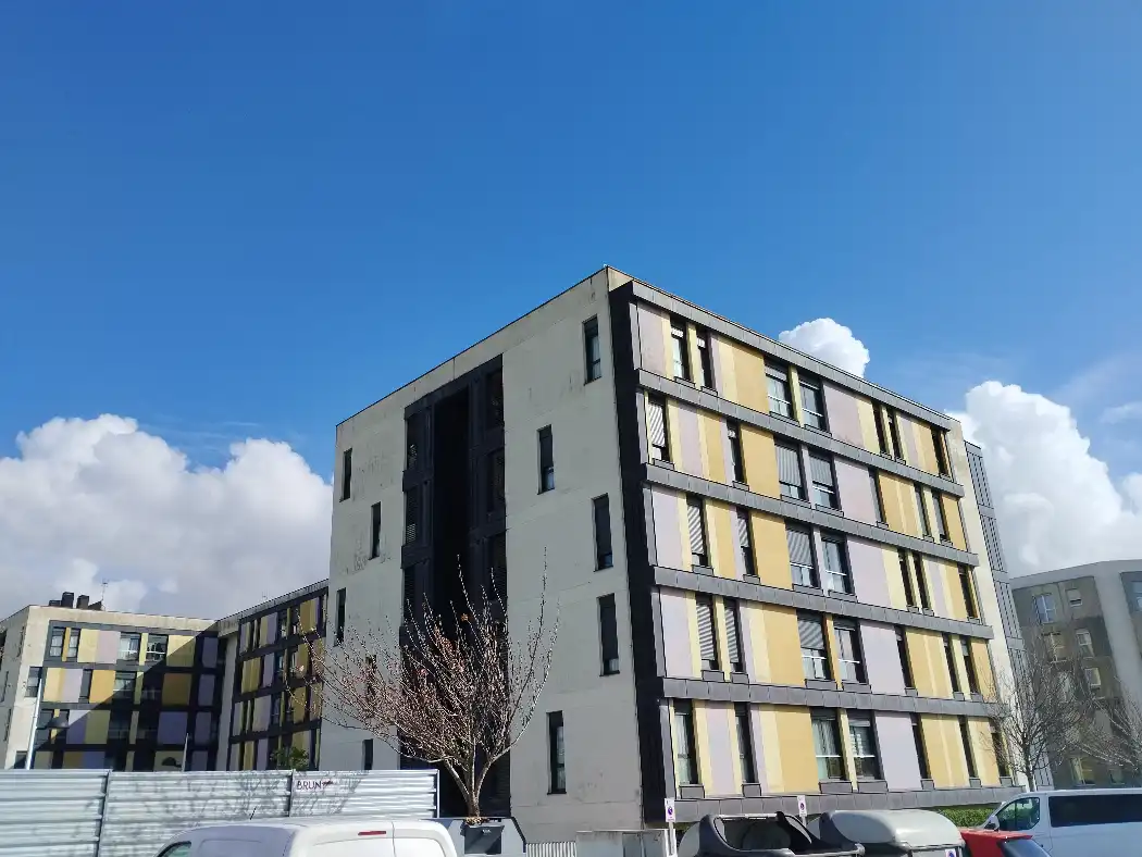 Vista exterior de Garatge en venda en Santander