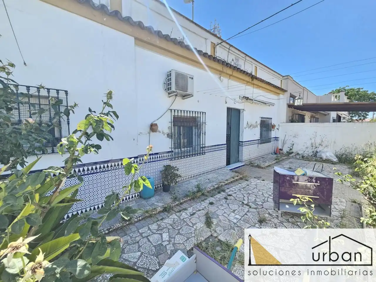 Vista exterior de Casa o chalet en venta en Chipiona con Aire acondicionado, Jardín privado y Trastero