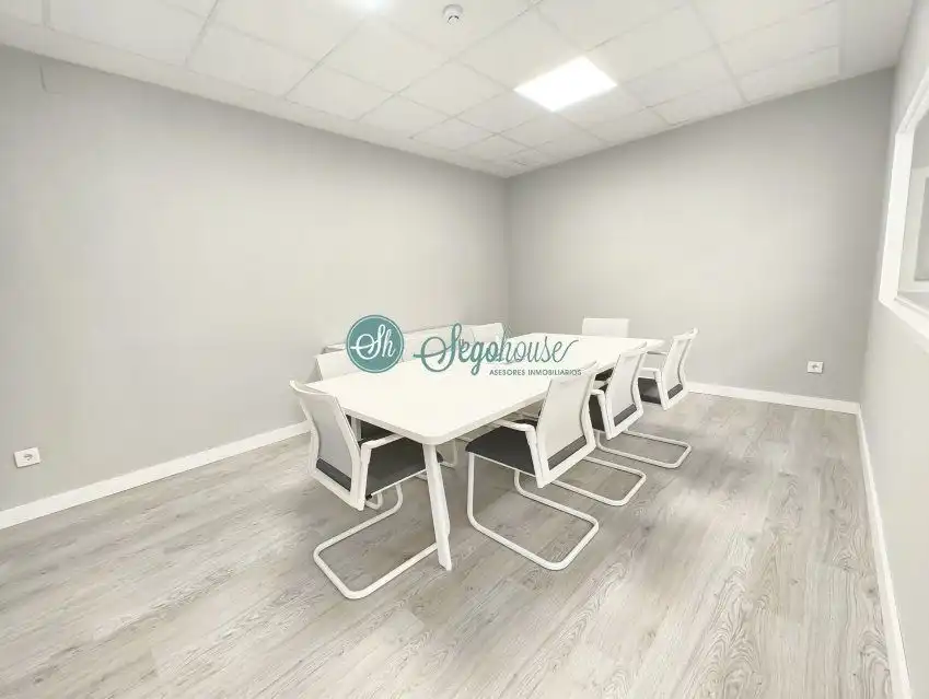 Office for rent in Segovia  with Heating