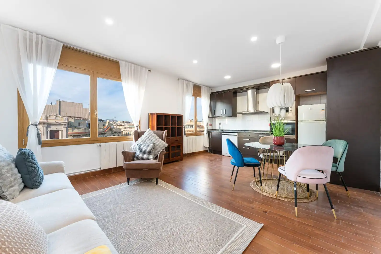 Sala de estar de Ático en venta en Barcelona con Aire acondicionado, Calefacción y Parquet
