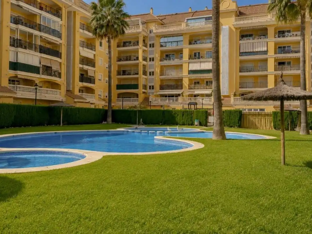 Swimming pool of Flat for sale in Dénia  with Air Conditioner and Heating