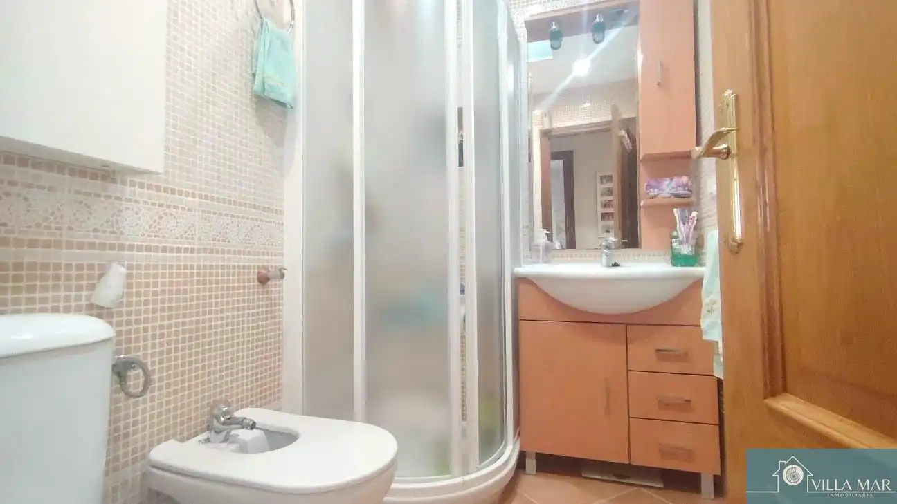 Bathroom of Houses for sale in Rota