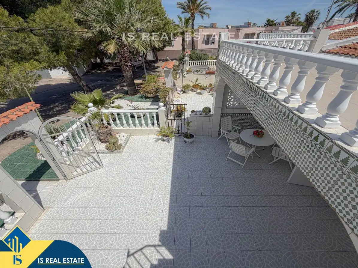 Terrace of Houses for sale in Torrevieja  with Heating, Terrace and Furnished
