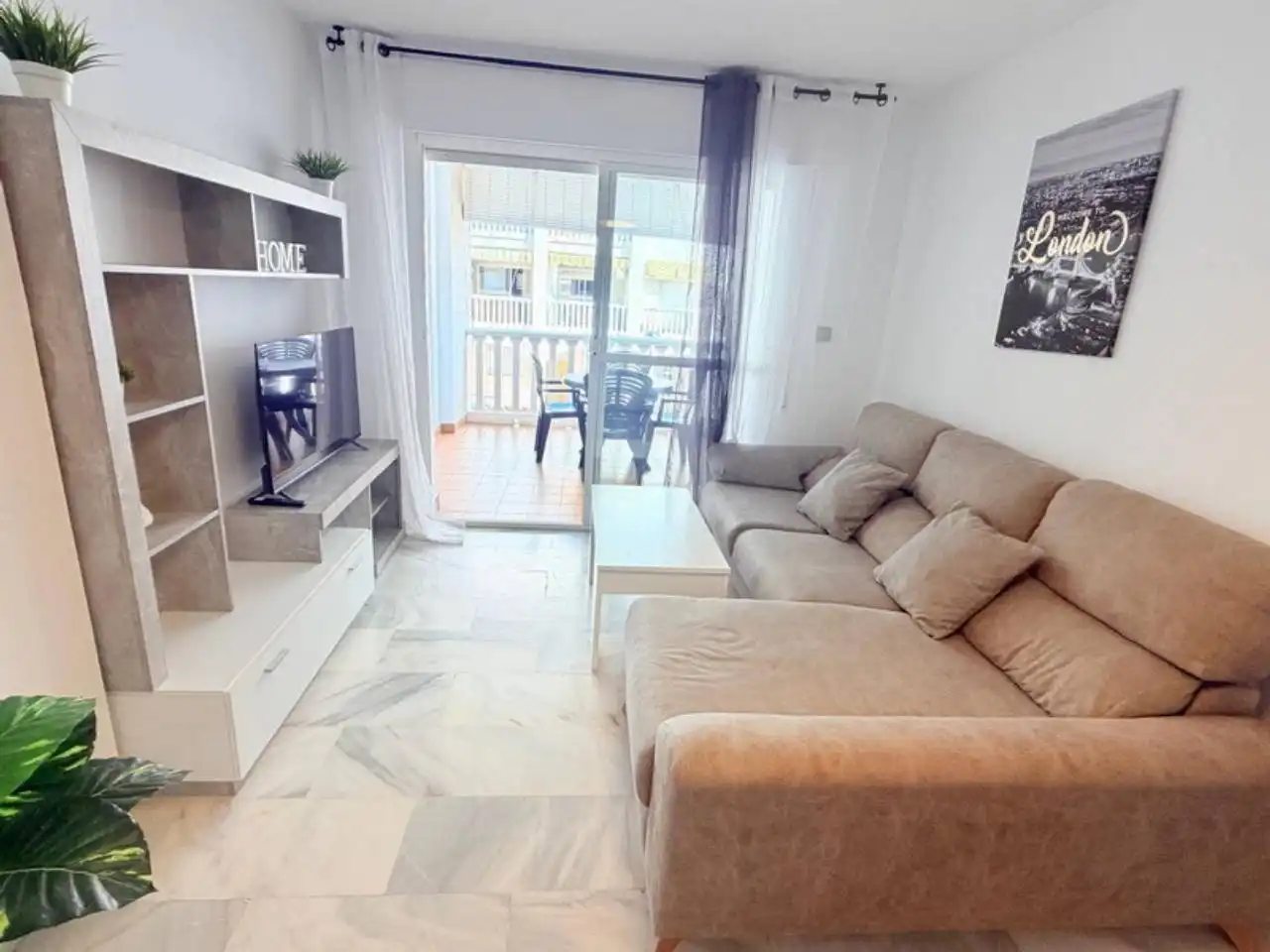 Flat for rent in Almuñécar, Granada