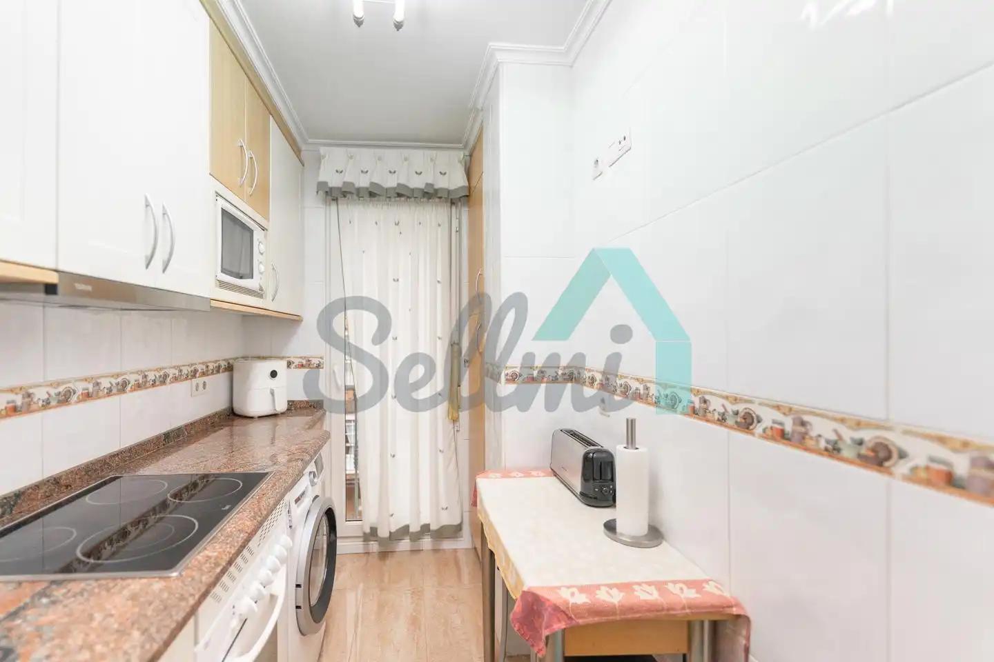 Kitchen of Flat for sale in Gijón   with Heating, Parquet flooring and Furnished