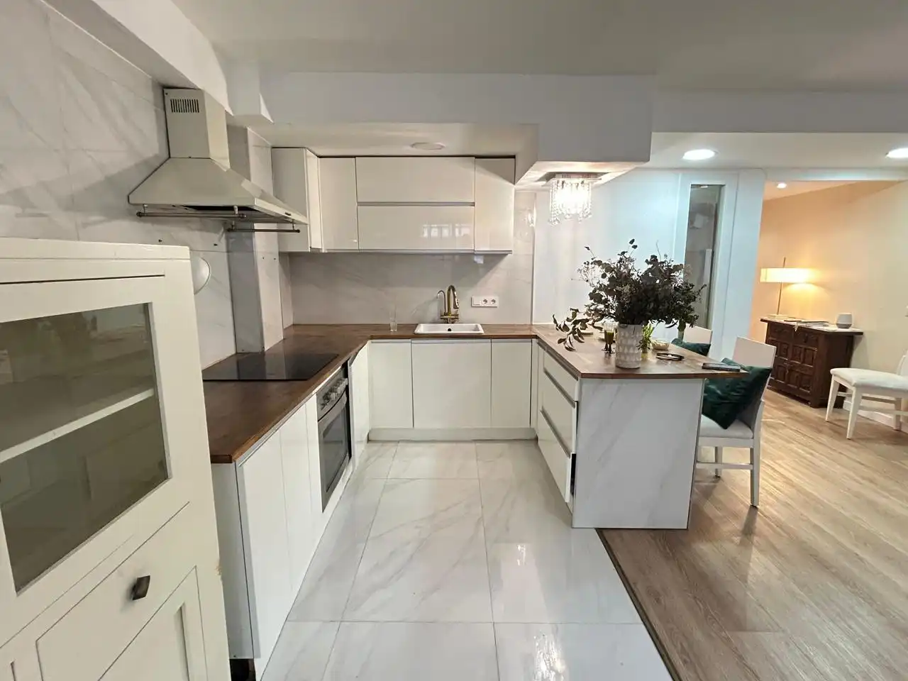 Cocina de Piso en venta en Barcelona con Aire acondicionado