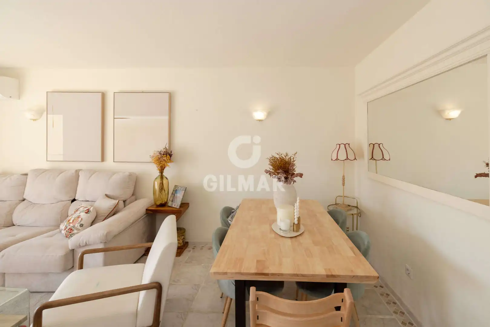 Esszimmer von Einfamilien-Reihenhaus zum Verkauf in Estepona