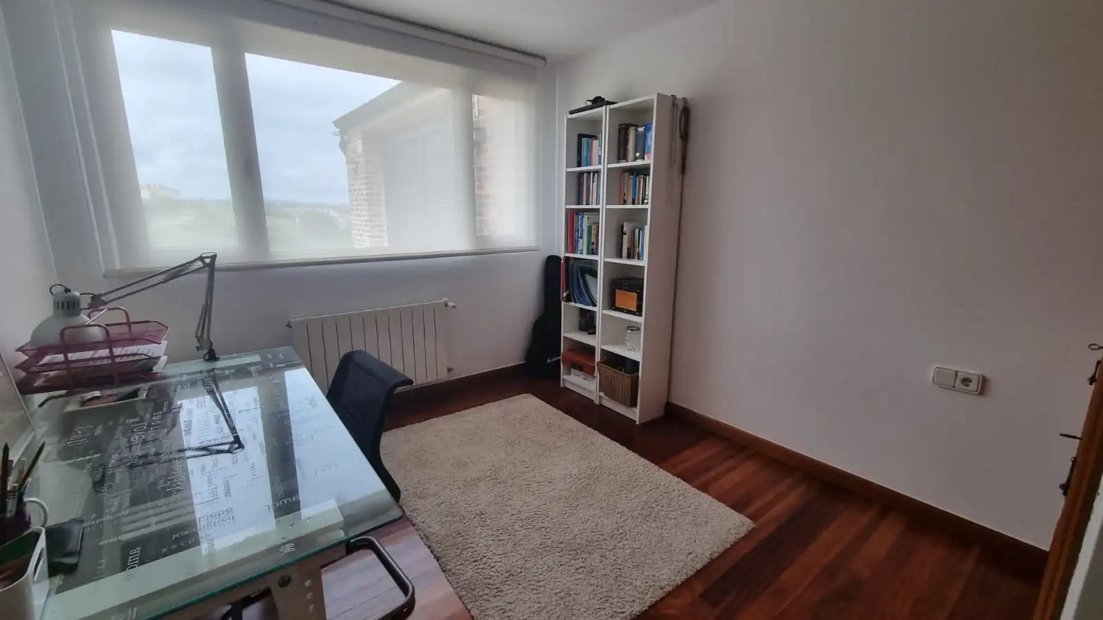 Dormitori de Casa o xalet en venda en Miengo amb Calefacció, Jardí privat i Moblat