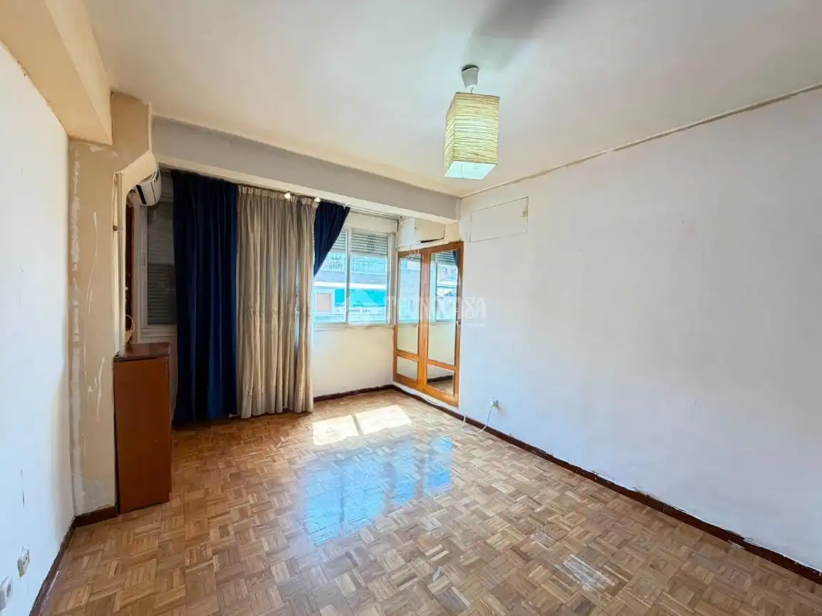 Habitación de Piso en venta en Madrid con Aire acondicionado y Calefacción