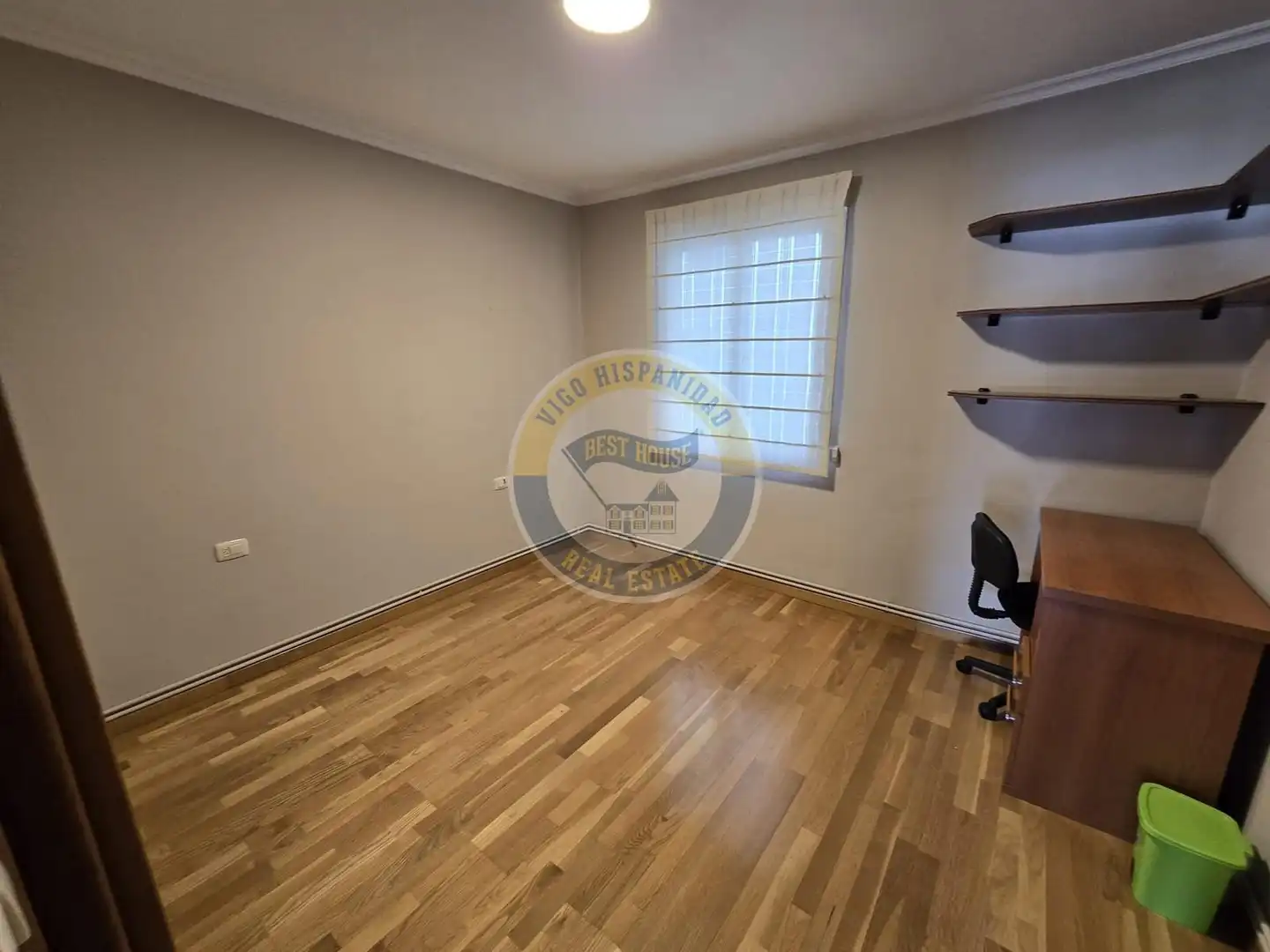 Piso de alquiler en Vigo  con Calefacción