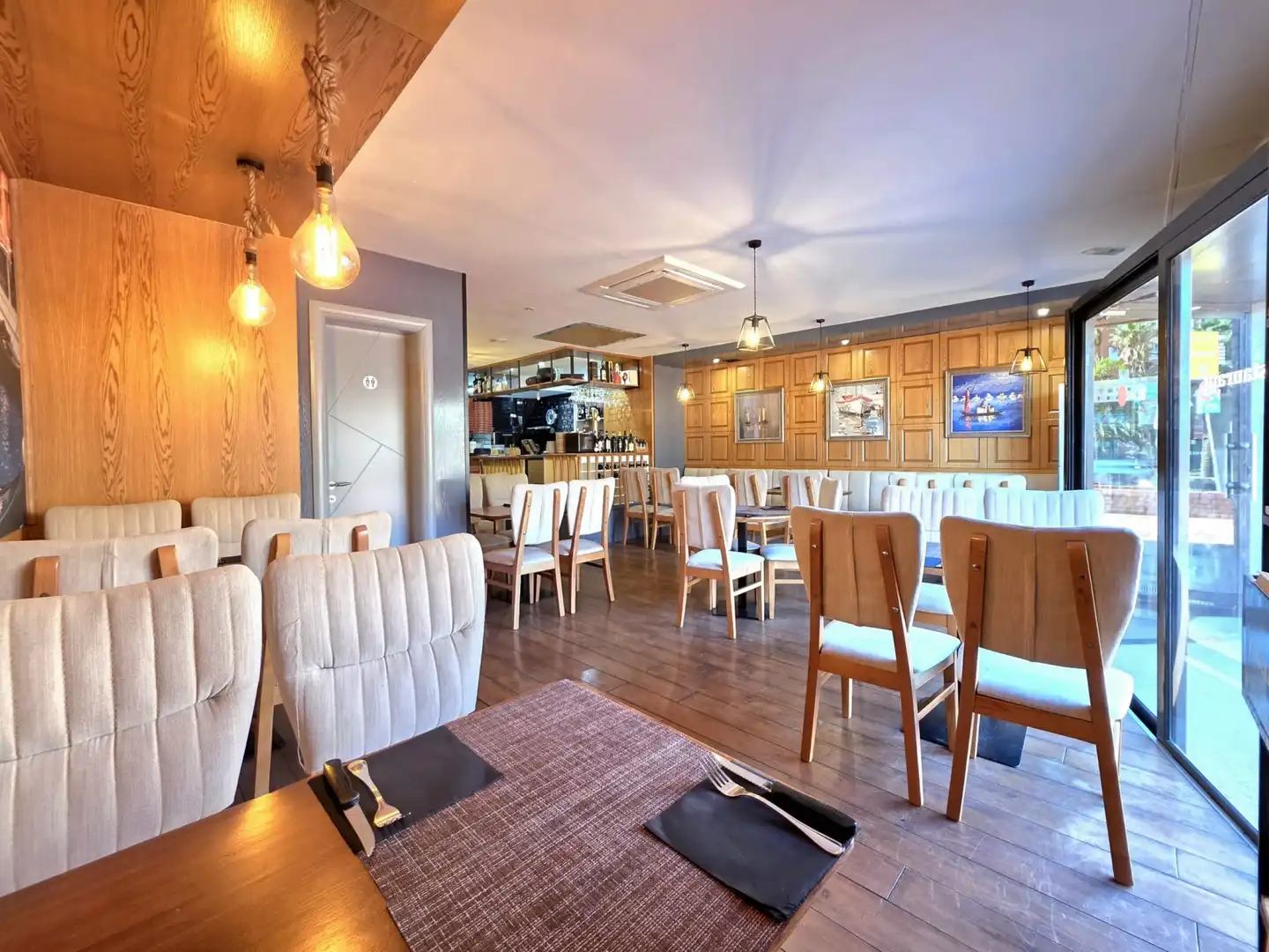 Commercial properties for rent in Sant Martí