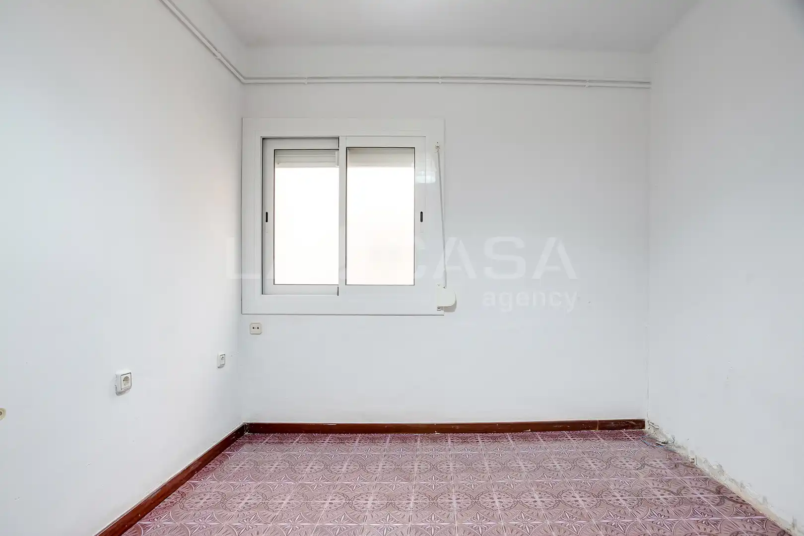 Habitación de Ático en venta en L'Hospitalet de Llobregat con Aire acondicionado, Calefacción y Terraza