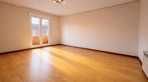 Photo 4 of Flat for rent in Calle Lealtad, Centro - Ayuntamiento, Santander