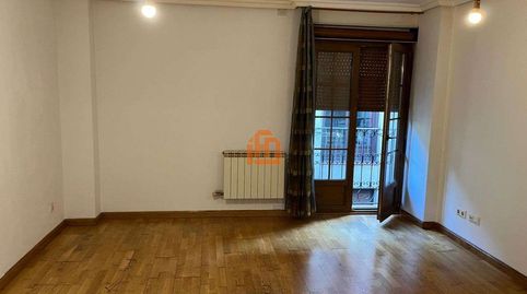Foto 3 de Apartament en venda a Cardiles, Casco Antiguo, León Capital