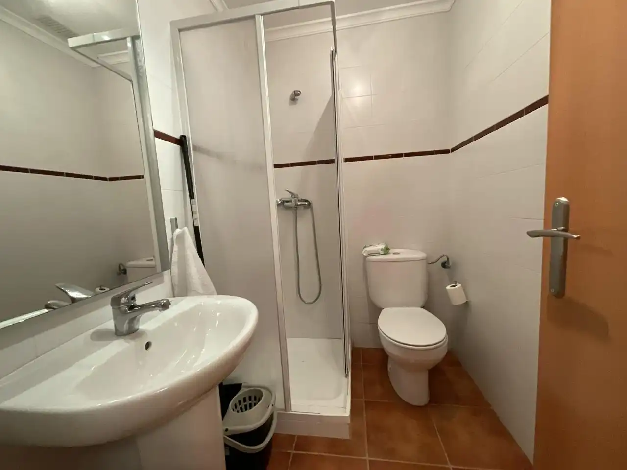 Baño de Piso en venta en Cirueña con Calefacción, Trastero y Amueblado