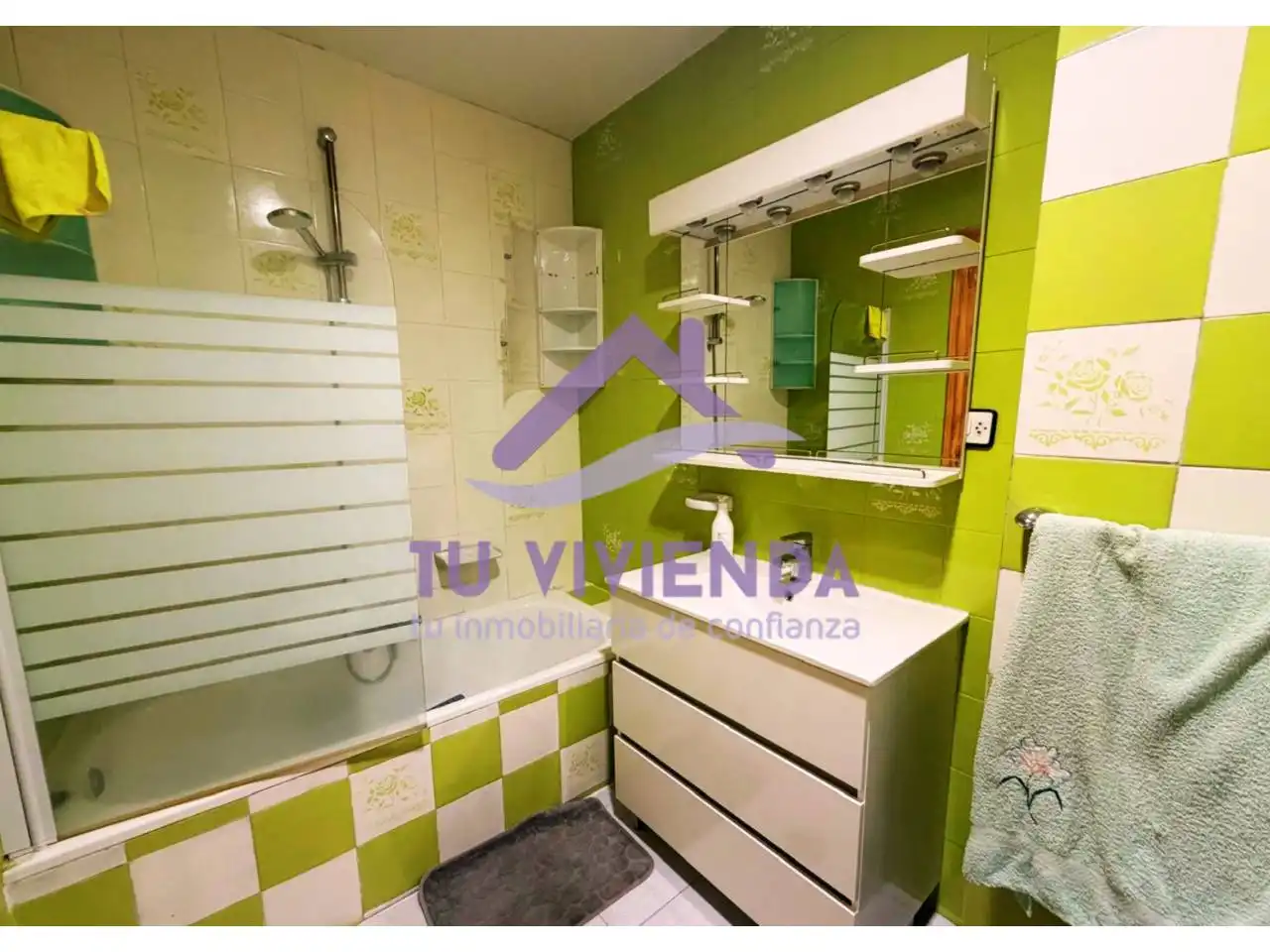 Bathroom of Flat for rent in Saldaña  with Heating and Furnished