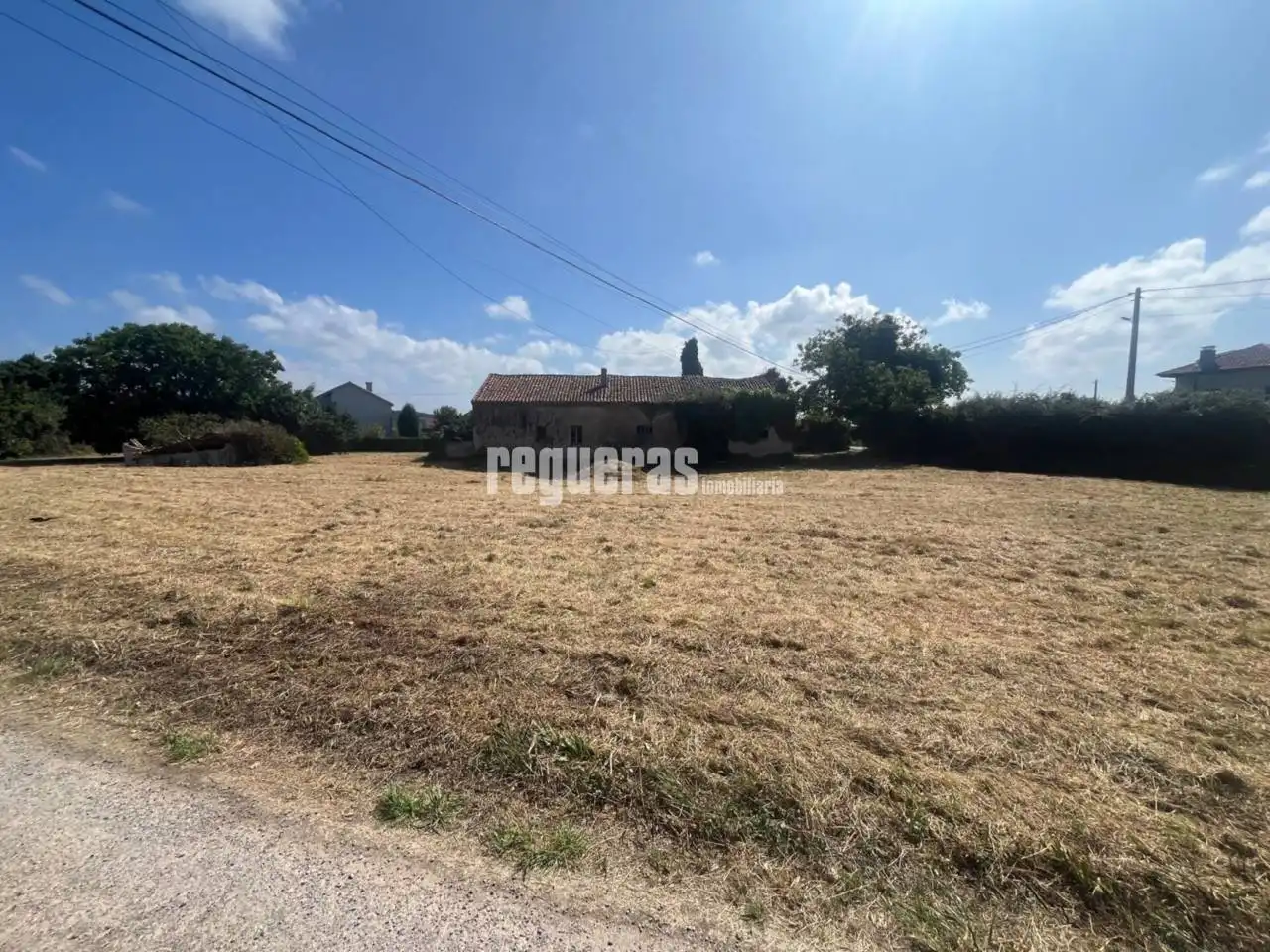 Country house zum Verkauf in Gozón mit Privatgarten