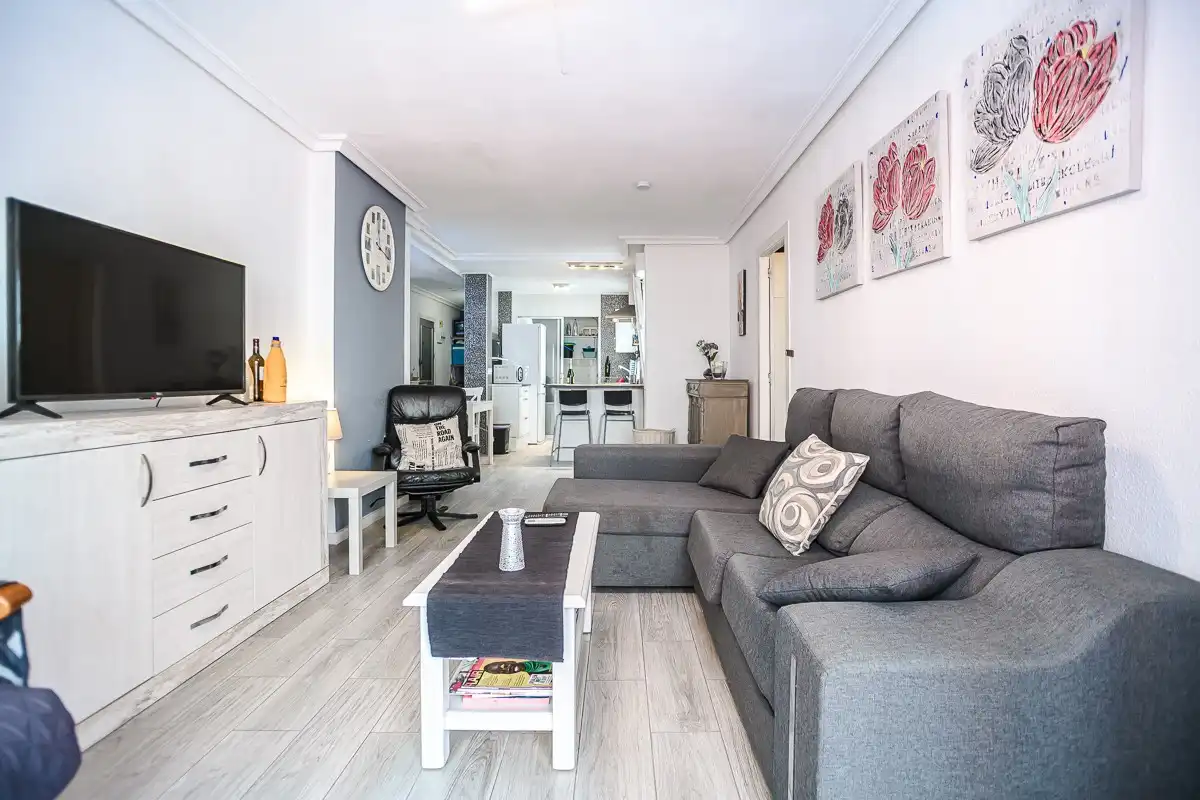 Sala de estar de Piso en venta en Torrevieja con Aire acondicionado, Calefacción y Terraza