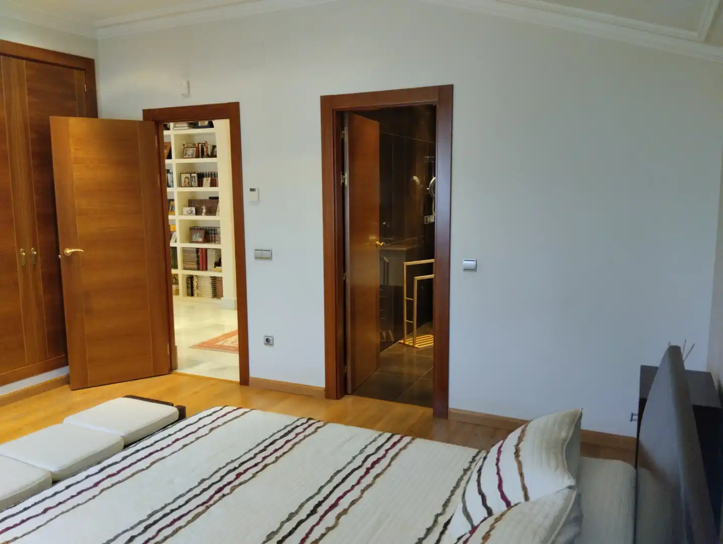Houses for sale in El Escorial  with Air Conditioner, Heating and Private garden