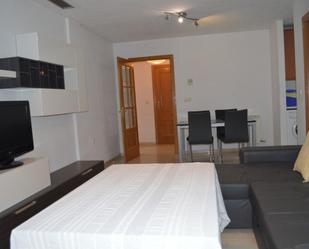 Bedroom of Flat to rent in  Granada Capital  with Air Conditioner, Heating and Balcony