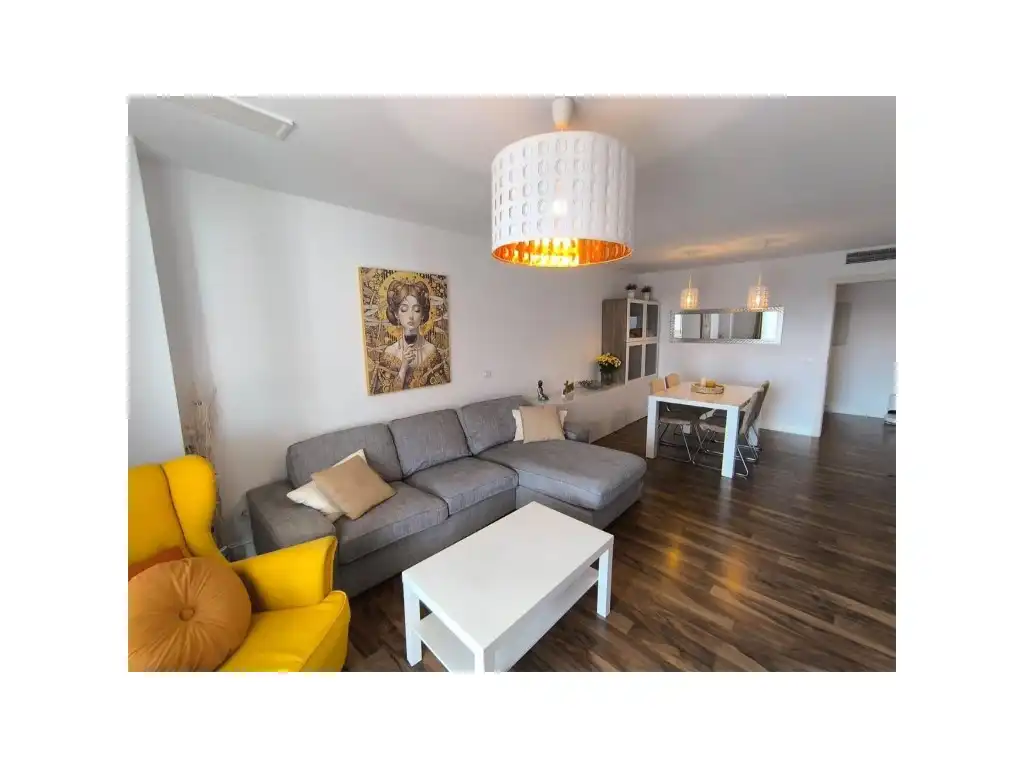 Wohnzimmer von Wohnung zum Verkauf in La Alcaidesa mit Klimaanlage, Heizung und Terrasse