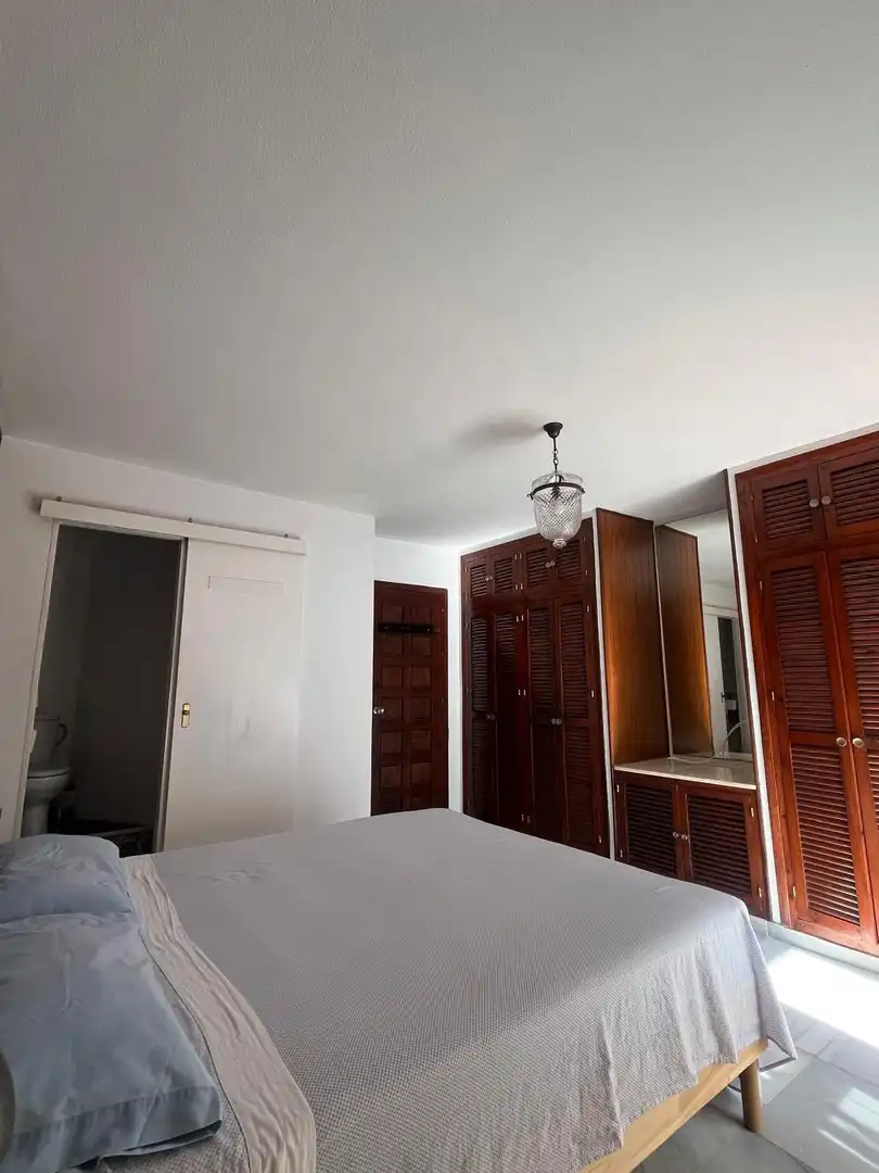 Dormitori de Casa o xalet en venda en Estepona