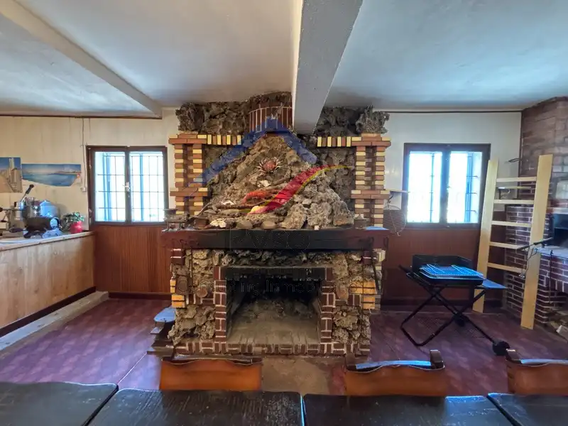 Sala d'estar de Casa o xalet en venda en Piélagos amb Calefacció, Jardí privat i Parquet