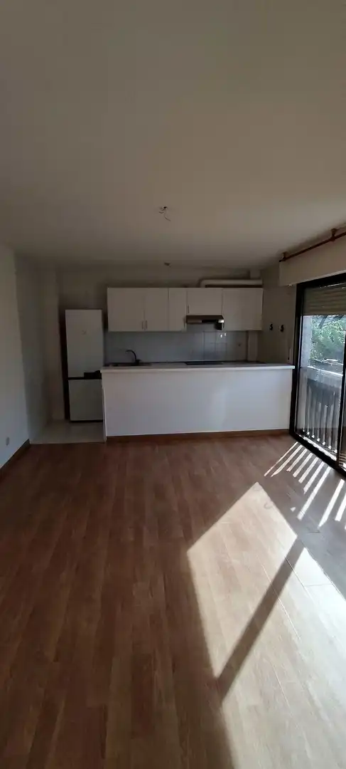 Cuina de Apartament en venda en Las Rozas de Madrid amb Calefacció i Piscina comunitària