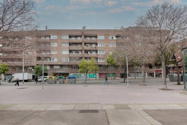 Local comercial en Alquiler en C/ Escocia en Vilapicina i la Torre Llobeta