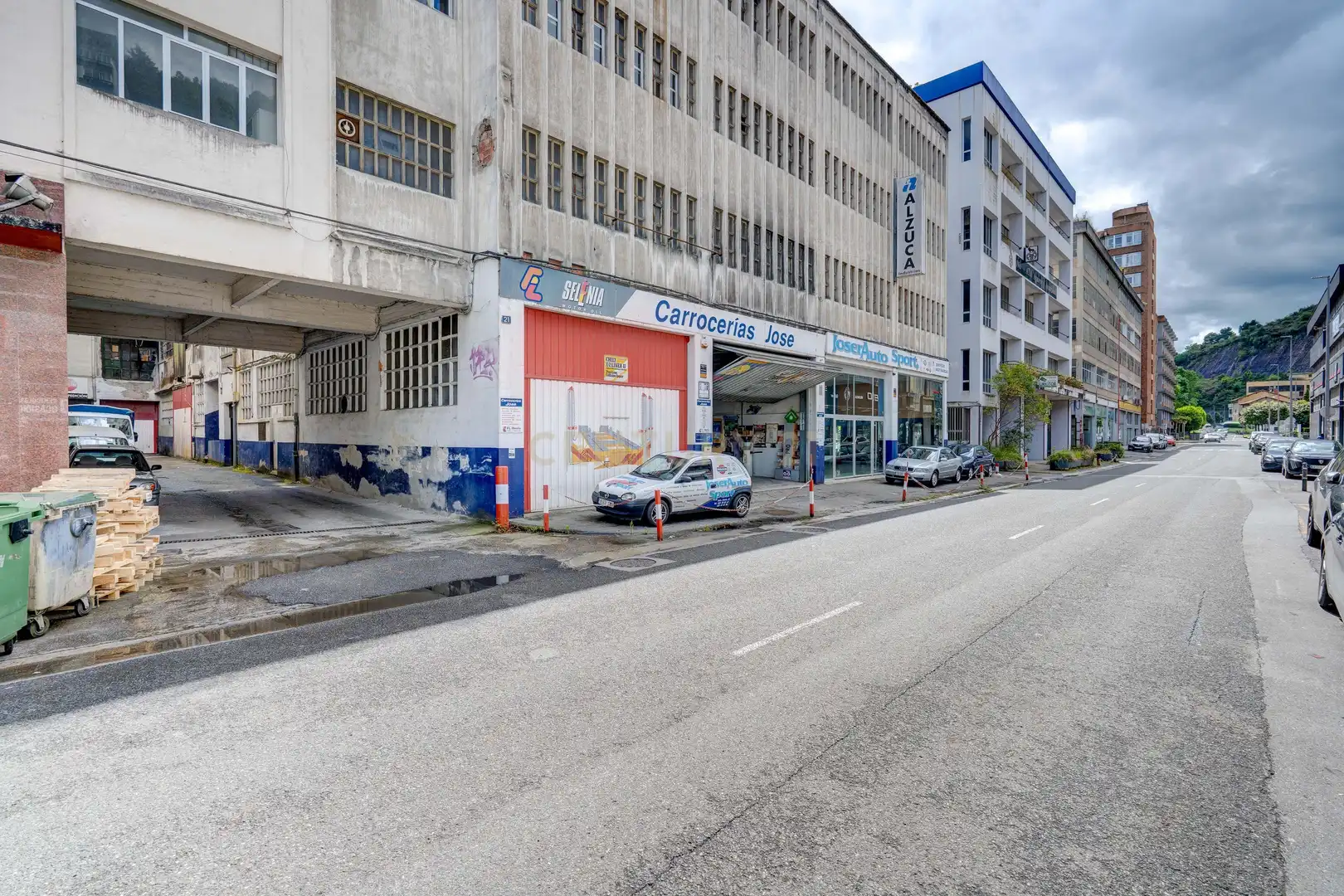 Vista exterior de Local en venta en Eibar