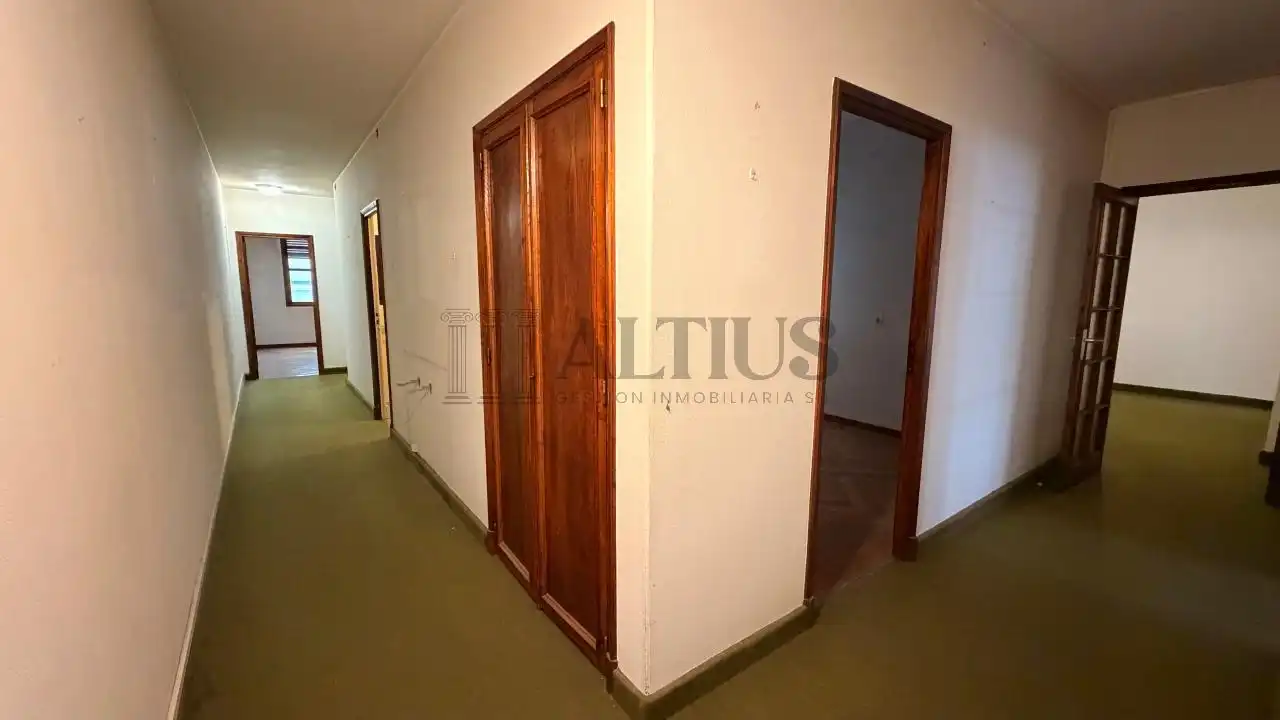 Flat for rent in Santiago de Compostela   with Heating