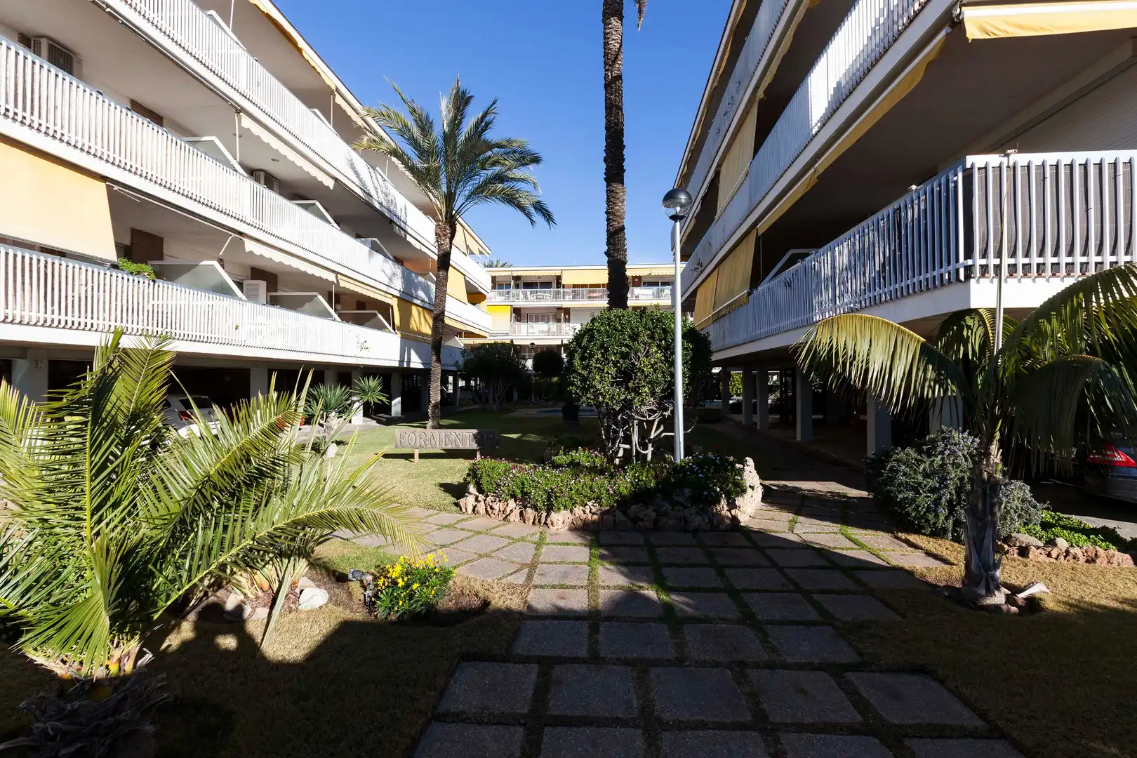 Exterior view of Apartments for sale in Castelldefels  with Air Conditioner, Heating and Terrace