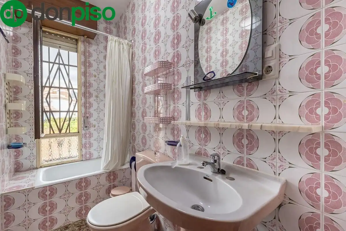Casa con terrazza in vendita a Avenida HUETOR VEGA, imagen 20