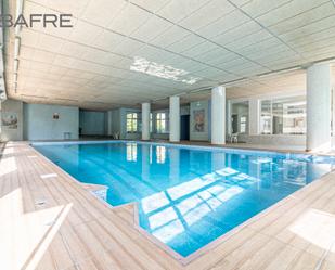 Swimming pool of Flat for sale in  Madrid Capital  with Air Conditioner, Terrace and Swimming Pool