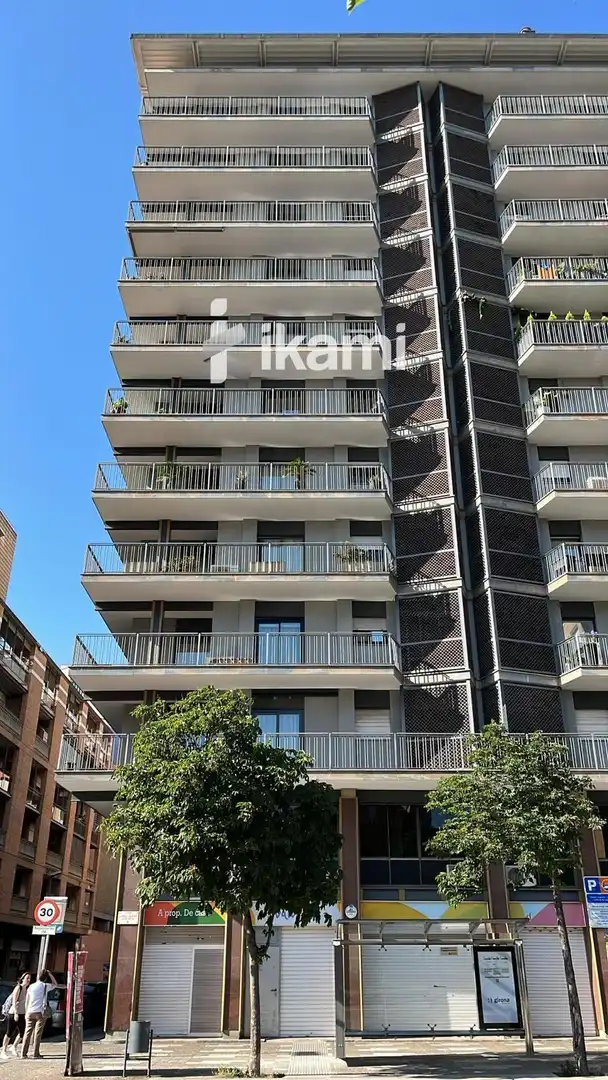 Penthouse with lift for sale in Eixample Nord, imagen 3