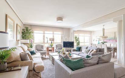 Living room of Attic for sale in  Madrid Capital  with Air Conditioner, Heating and Terrace